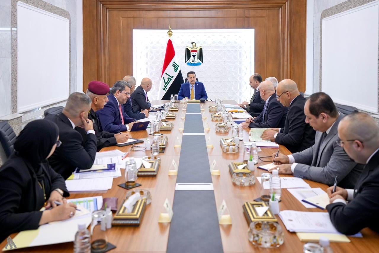 رئيس الوزراء يؤكد أهمية الاستمرار في رفع التجاوزات ببغداد وتوفير البدائل