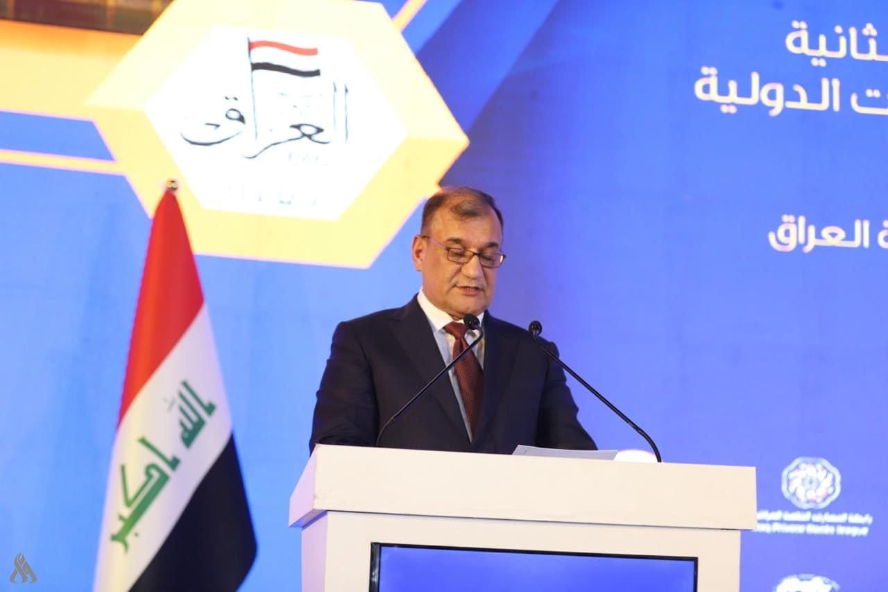 مستشار حكومي: البنك المركزي أجرى تعديلاً على قائمة المصارف العراقية لتوافق المعايير الخارجية