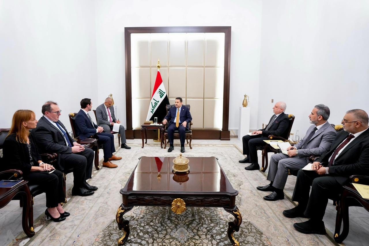 رئيس الوزراء: أولوية العمل في قطاع الاتصالات الحفاظ على سيادة العراق المعلوماتية والتكنولوجية