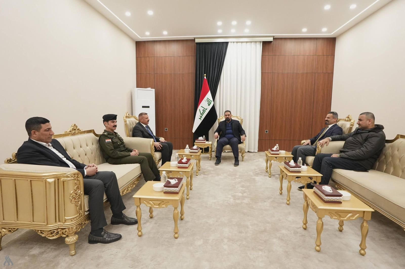 الحلبوسي والشمري يؤكدان أهمية التنسيق بين السلطتين التشريعية والتنفيذية