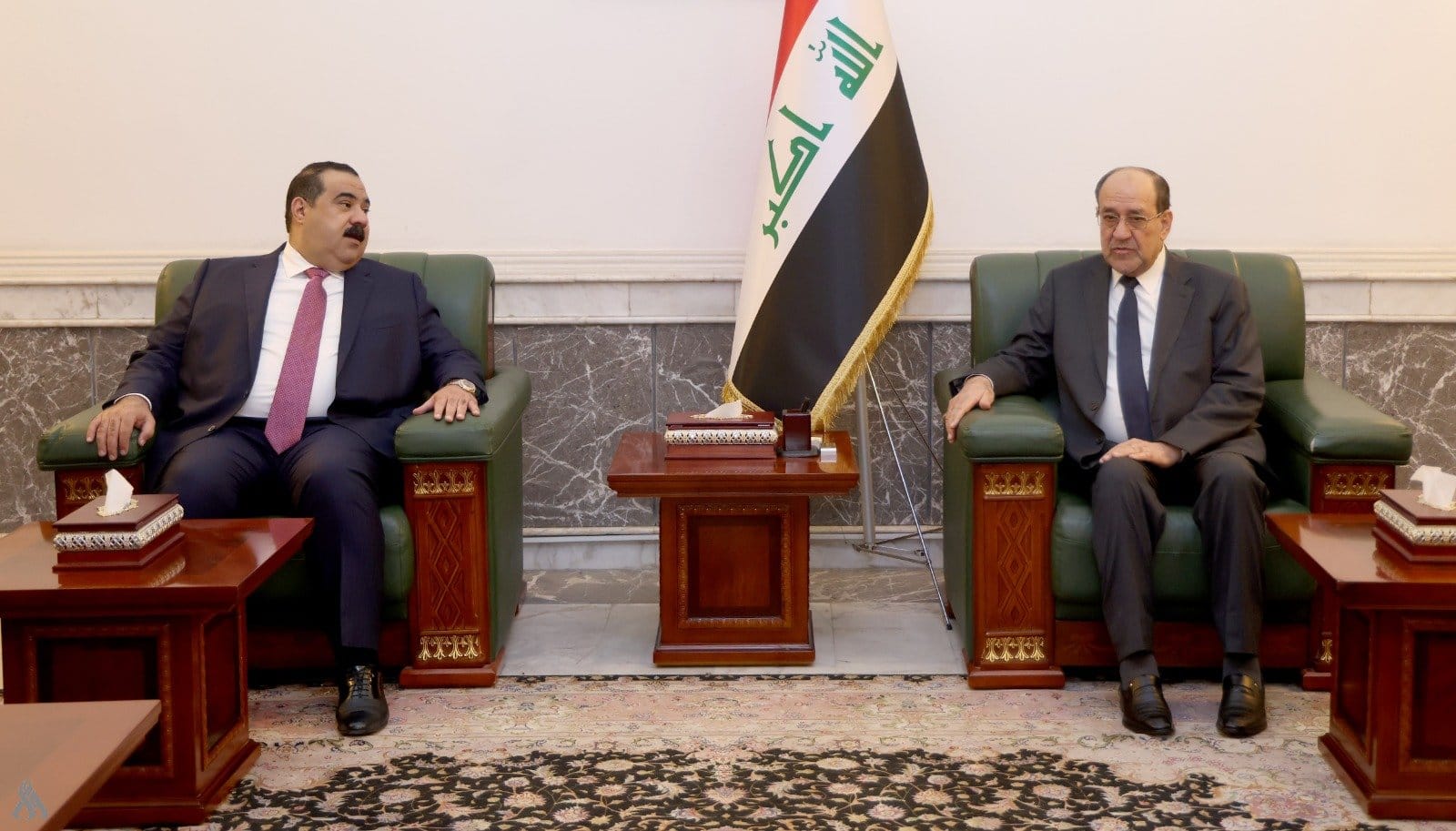 المالكي والسّامرائي يؤكدان أهمية توحيد المواقف الوطنية والمضي بالمسار الدستوري