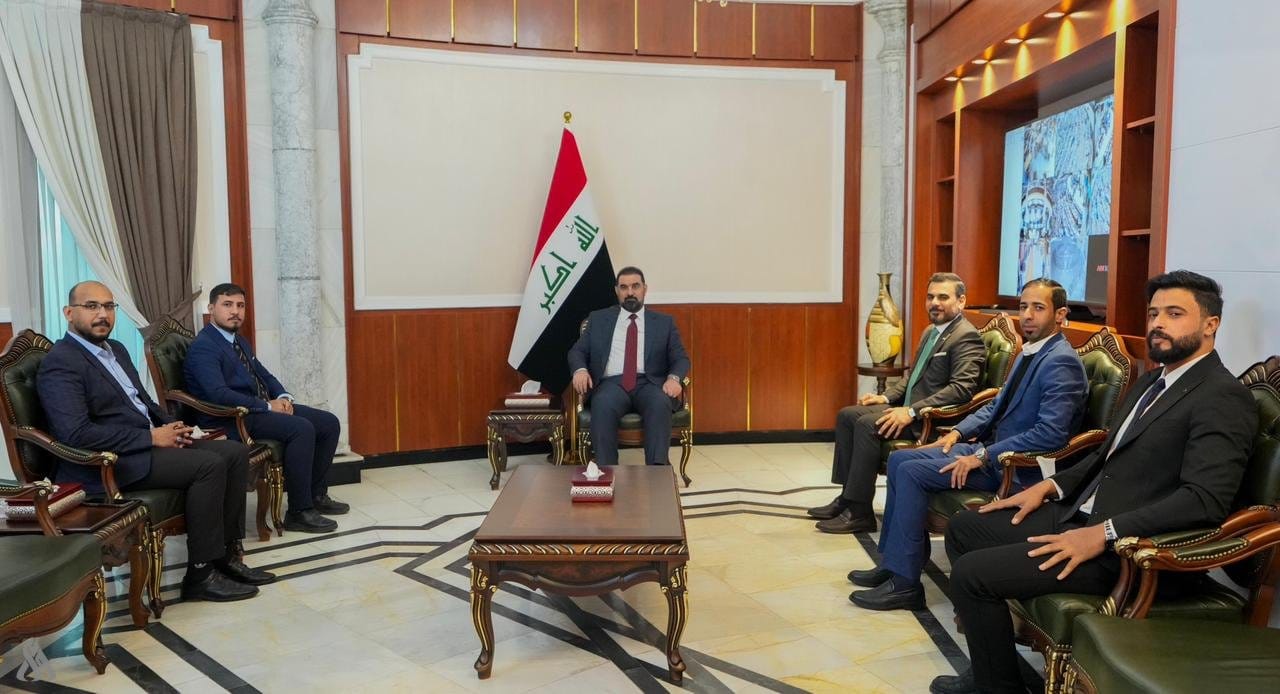 رئيس مجلس النواب يؤكد دعم شريحة ذوي المهن الصحية