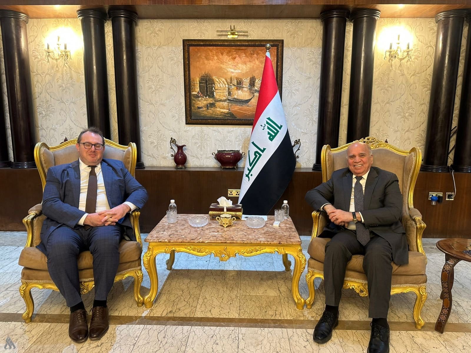 وزير الخارجية يناقش مع القائم بالأعمال الأمريكي التوترات الإقليمية وسياسة واشنطن تجاه تطوراتها
