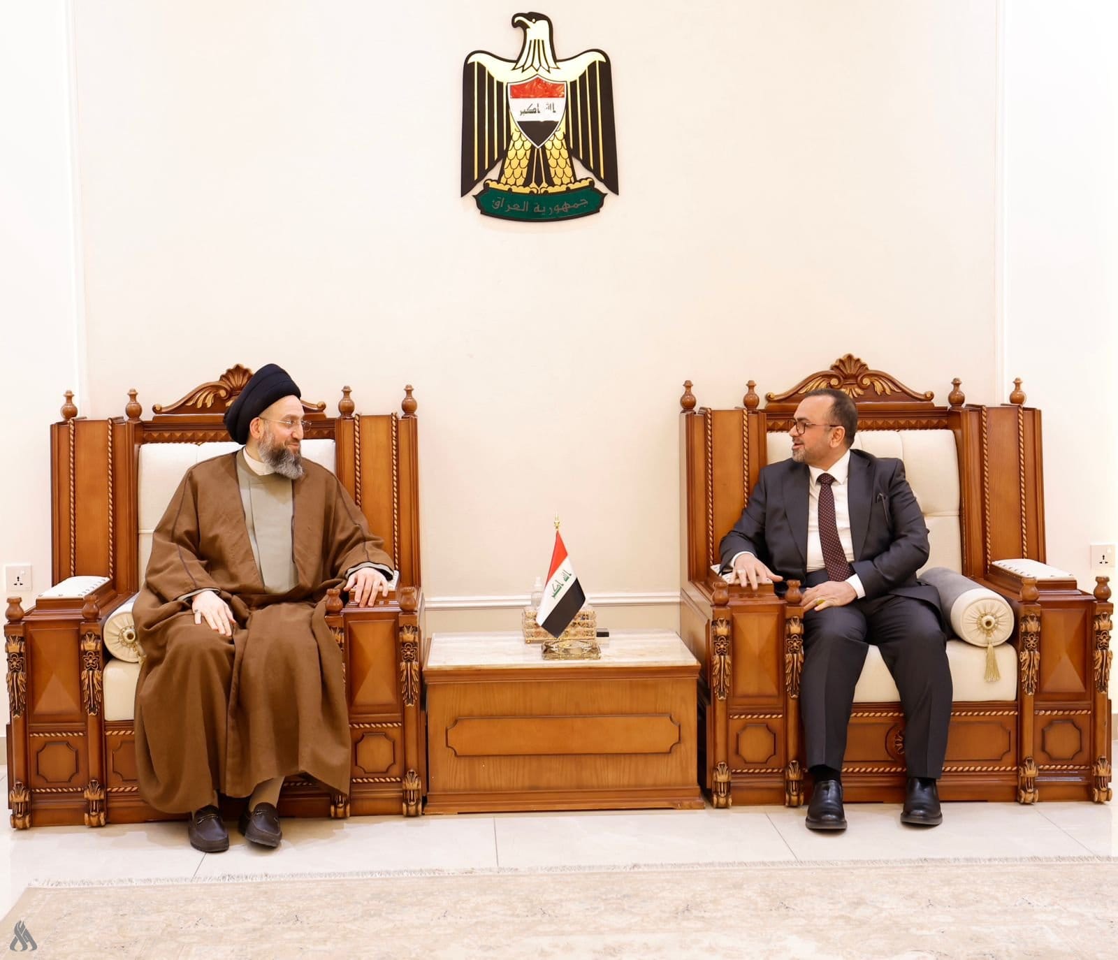 الموسوي والسيد الحكيم يؤكدان ضرورة الإسراع بحسم بقية الرئاسات