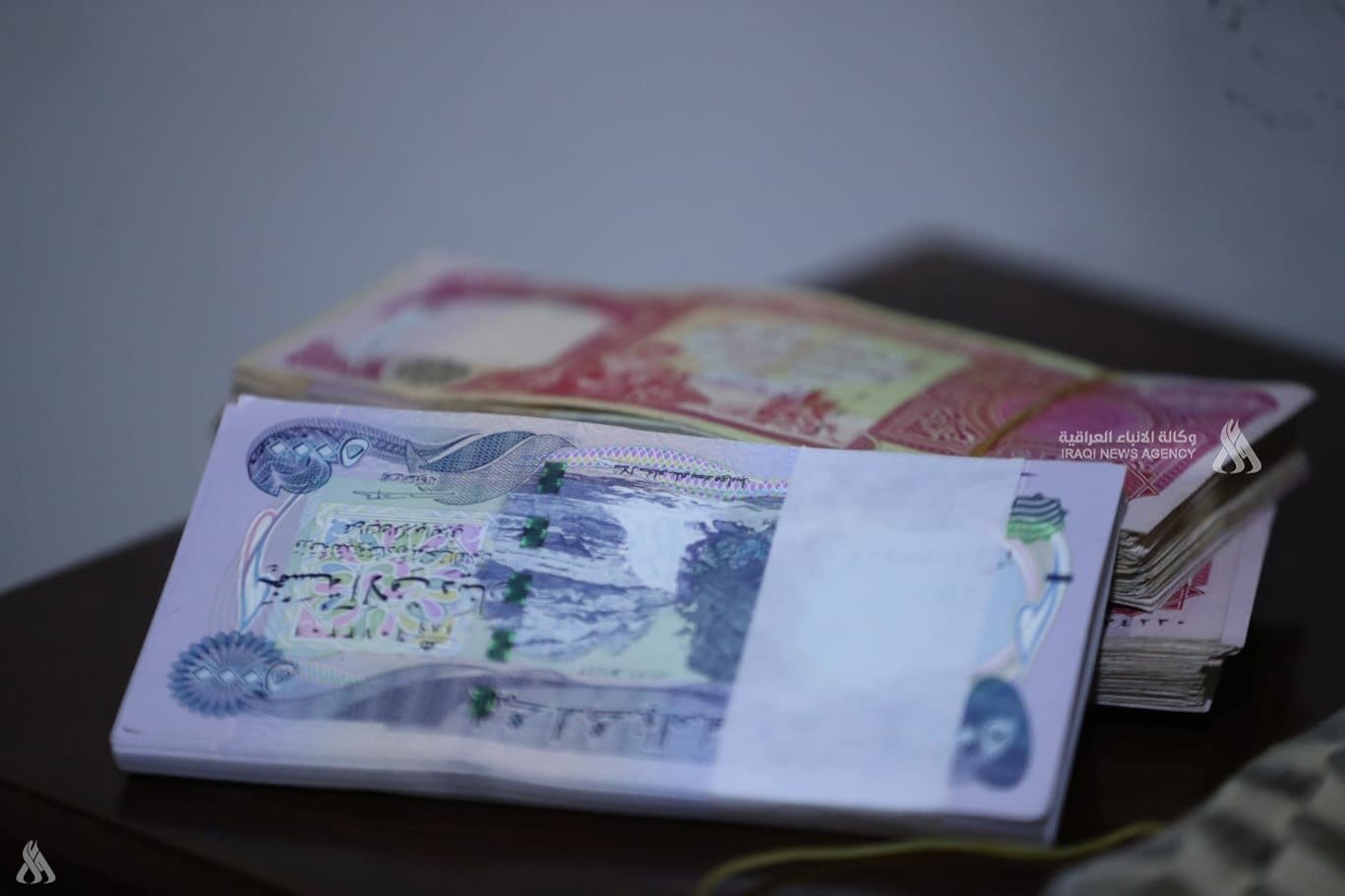 مستشار رئيس الوزراء: جميع الرواتب مؤمّنة والوضع المالي مستقر