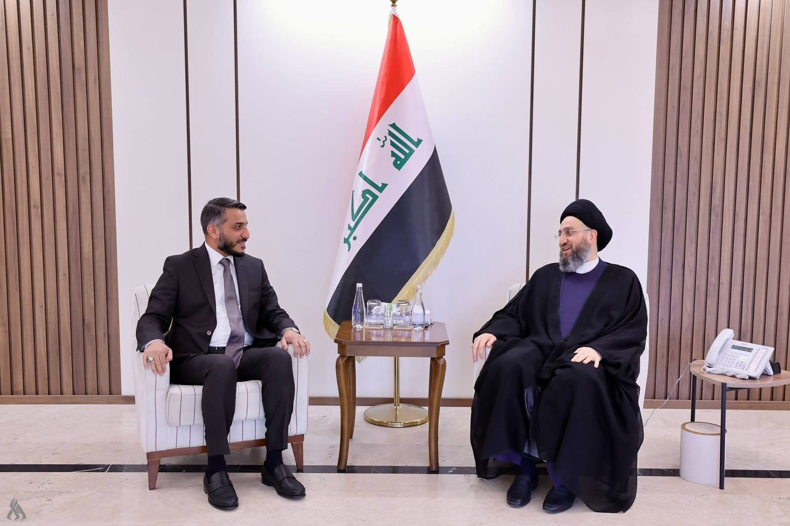 السيد الحكيم يؤكد ضرورة بذل أقصى الجهود في تقديم الخدمات للمواطنين