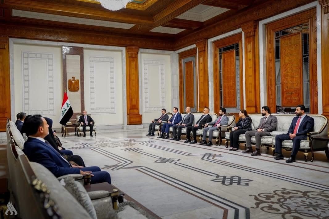 رئيس الجمهورية ونواب كتلة النهج الوطني يؤكدون على حسم الاستحقاقات الدستورية