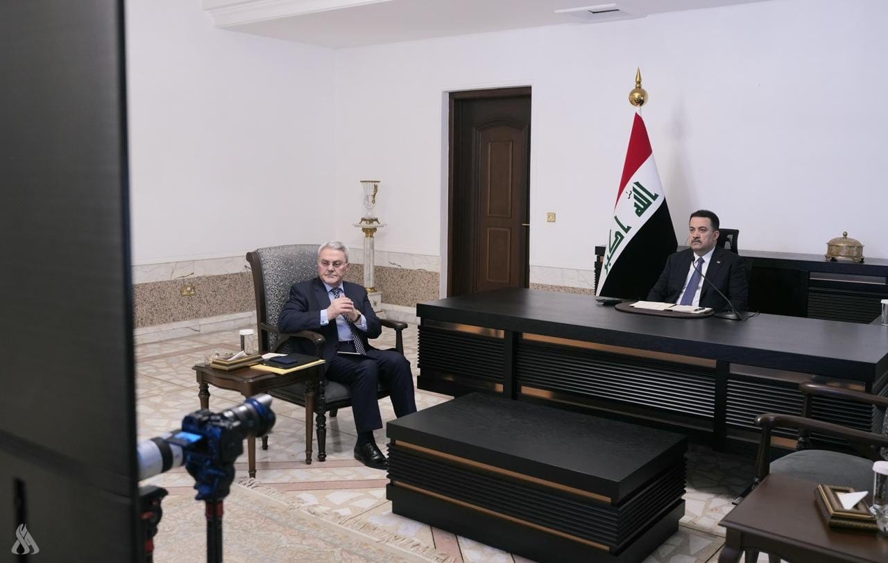 رئيس الوزراء يشارك في اجتماع دولي بشأن الملاحة في مضيق هرمز