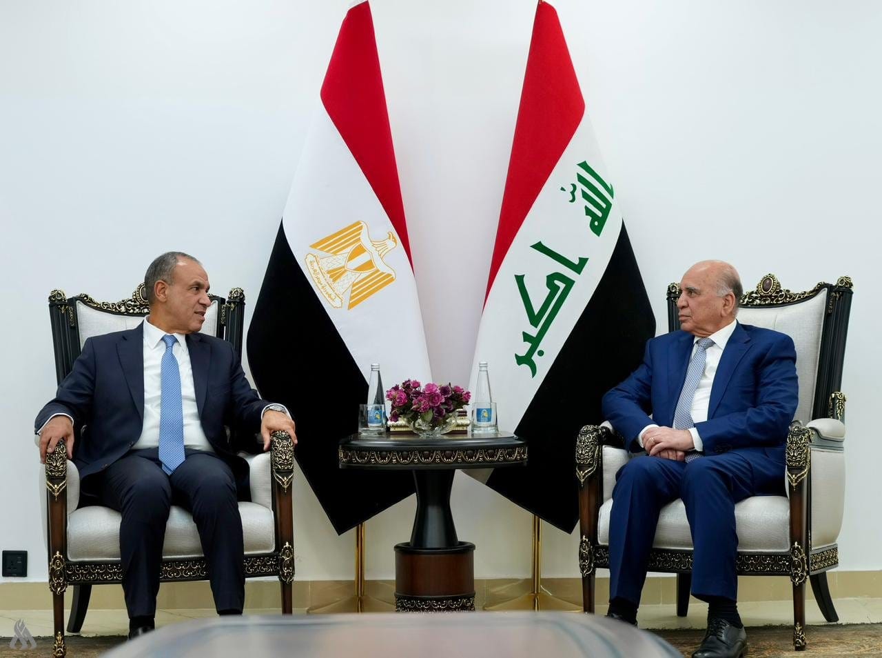 وزير الخارجية لنظيره المصري: العراق يساند الجهود الدولية الرامية إلى تعزيز مسار التفاوض