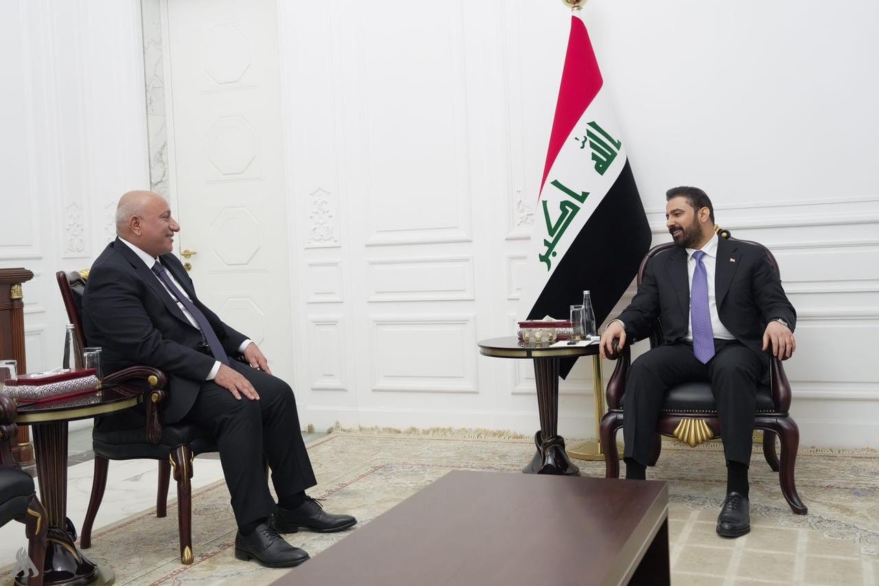رئيس الوزراء يؤكد حرص الحكومة على دعم وتمكين الحكومات المحلية ومجالس المحافظات
